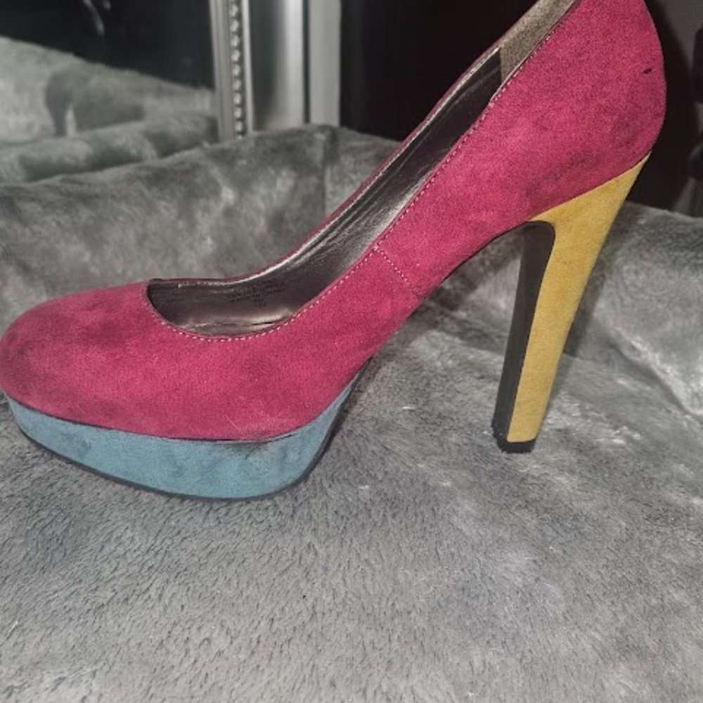 Multi Color Size 8 - Picture 3 of 3